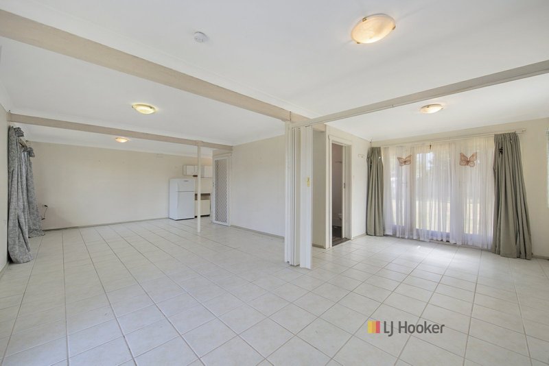 Photo - 19 Alexandra Street, Budgewoi NSW 2262 - Image 4