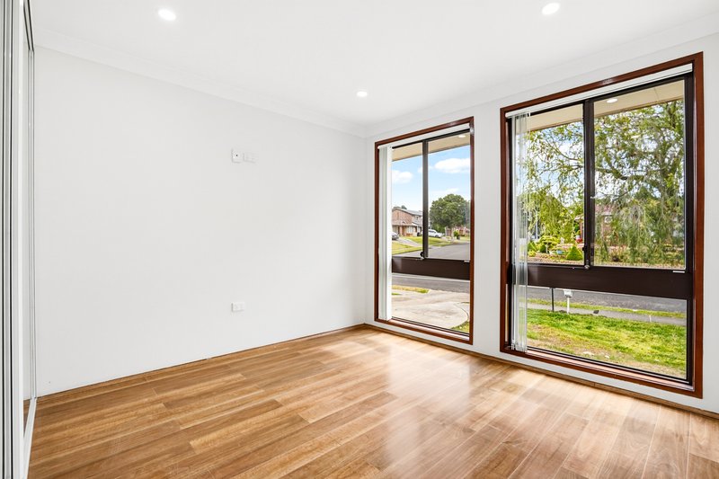 Photo - 19 Allambie Road, Edensor Park NSW 2176 - Image 4
