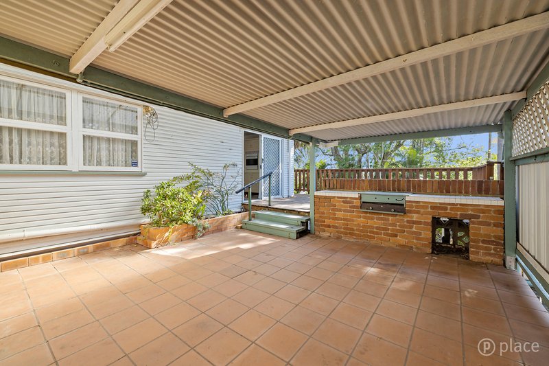 Photo - 19 Alton Terrace, The Gap QLD 4061 - Image 9