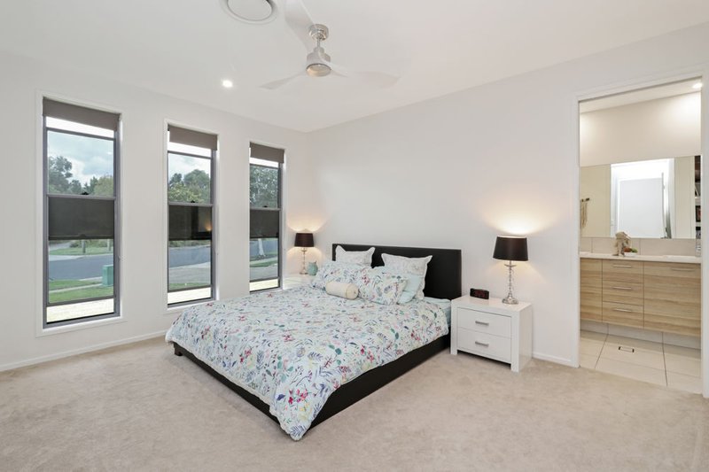 Photo - 19 Amber Drive, Caloundra West QLD 4551 - Image 10