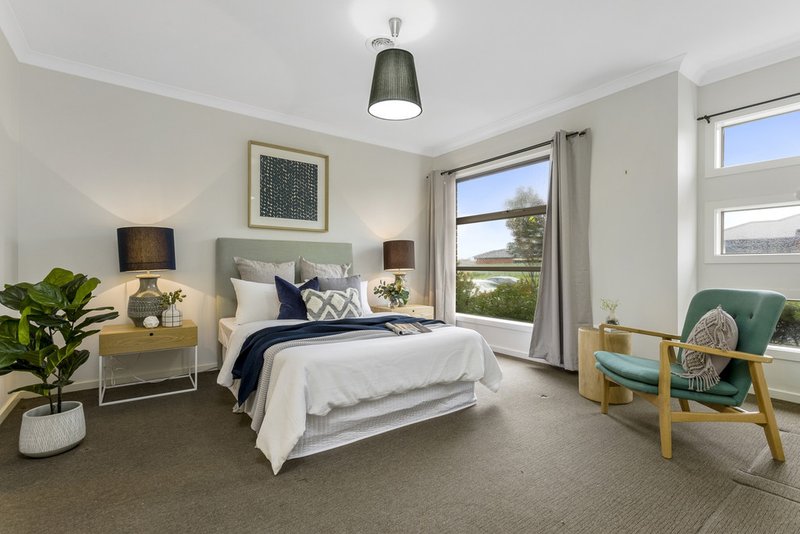 Photo - 19 Amesbury Avenue, Wyndham Vale VIC 3024 - Image 2