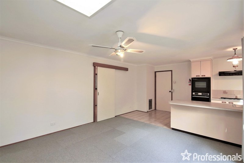 Photo - 19 Anaconda Road, Narre Warren VIC 3805 - Image 2