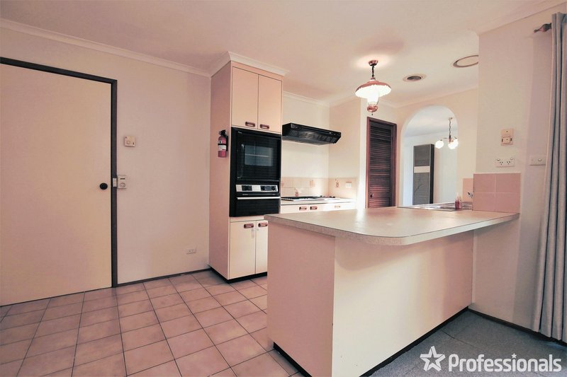 Photo - 19 Anaconda Road, Narre Warren VIC 3805 - Image 3