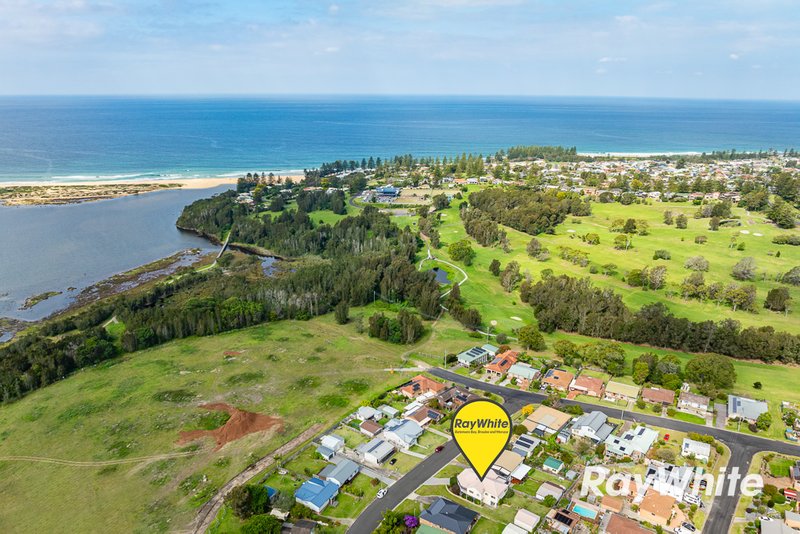 19 Andrew Avenue, Tuross Head NSW 2537