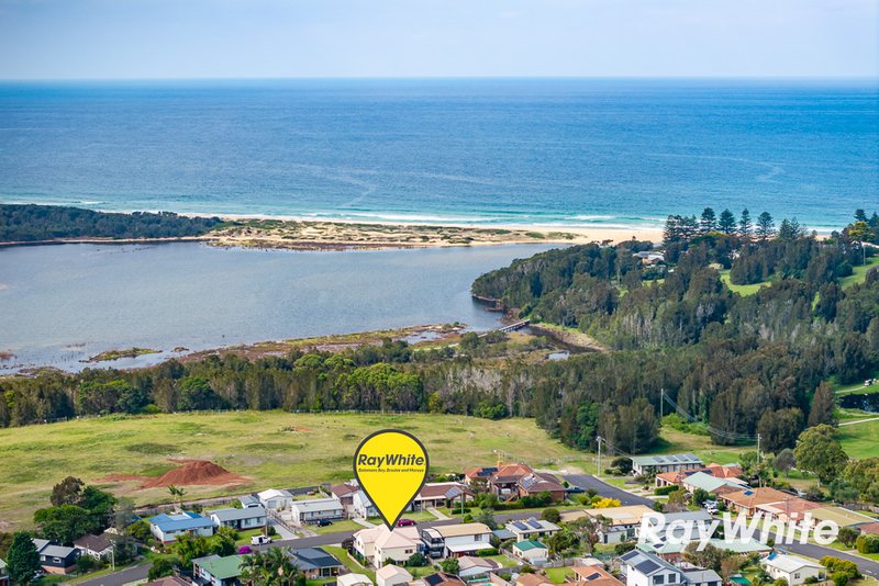 Photo - 19 Andrew Avenue, Tuross Head NSW 2537 - Image 2