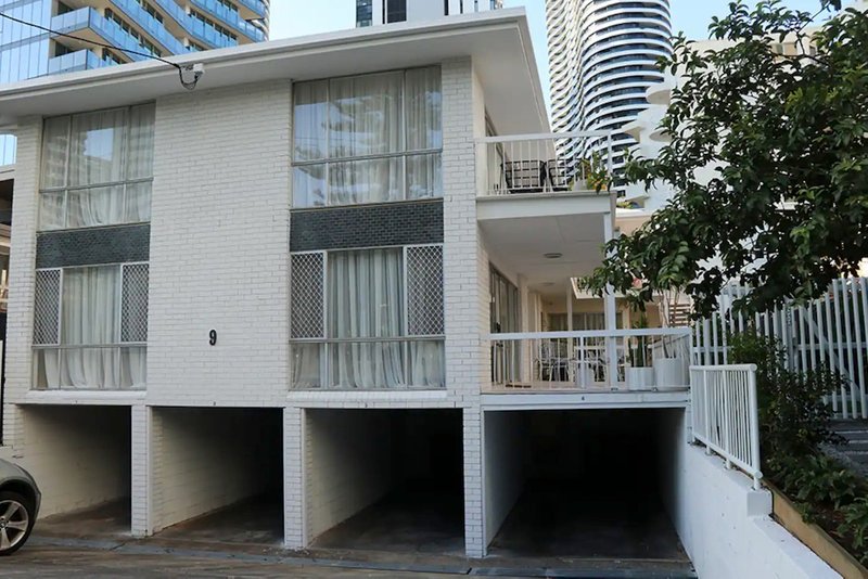 Photo - 1/9 Anne Avenue, Broadbeach QLD 4218 - Image 19