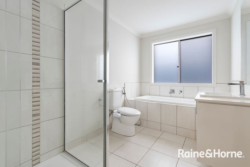 Photo - 19 Antra Street, Clyde North VIC 3978 - Image 8