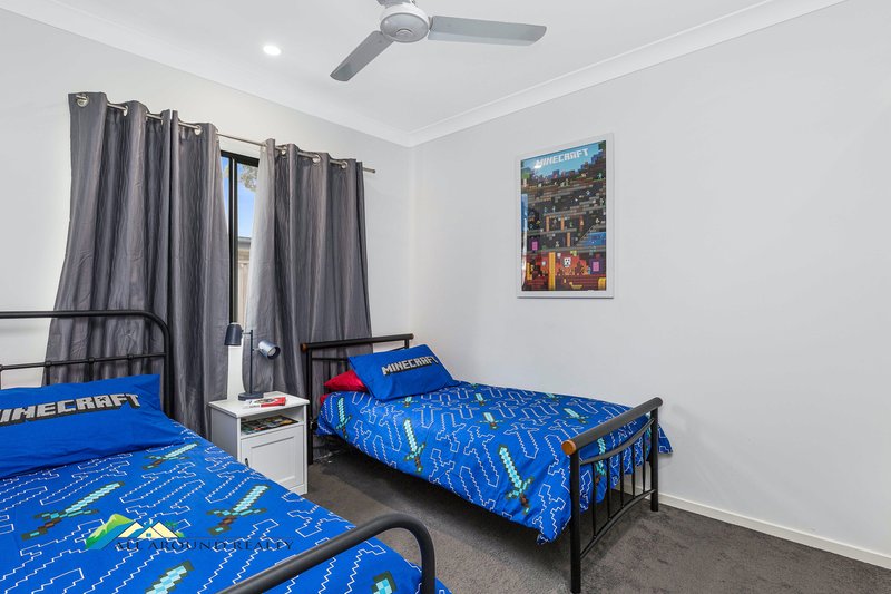 Photo - 19 Arcadia Street, Upper Caboolture QLD 4510 - Image 5