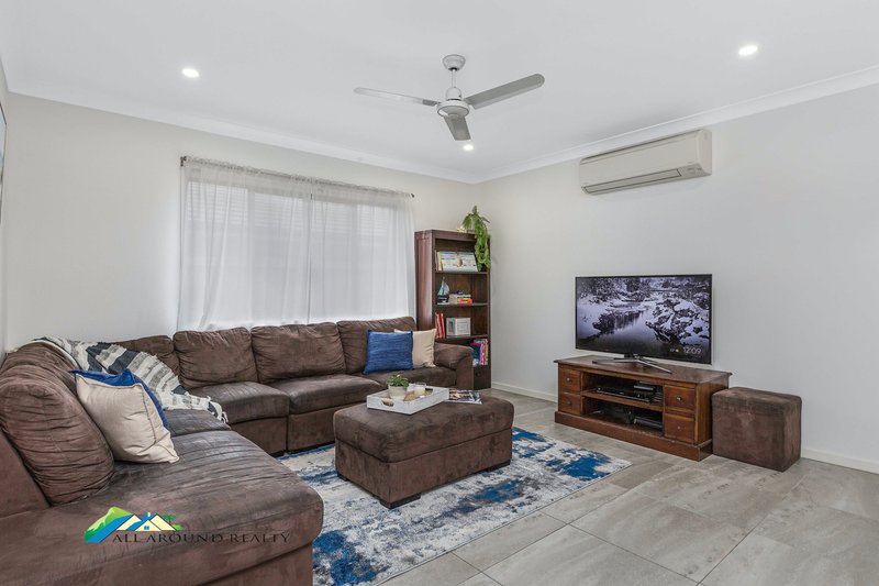 Photo - 19 Arcadia Street, Upper Caboolture QLD 4510 - Image 12