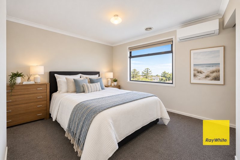 Photo - 19 Arden Crescent, Burnside VIC 3023 - Image 13