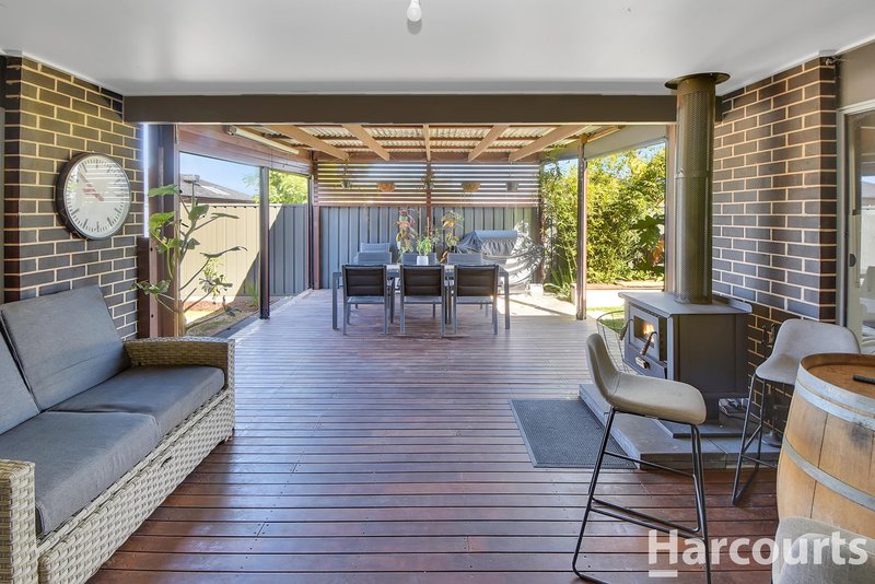 Photo - 19 Arthur Drive, Horsham VIC 3400 - Image 2