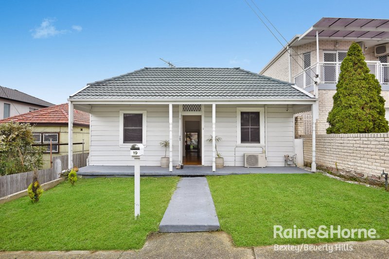 19 Arthur Street, Bexley NSW 2207