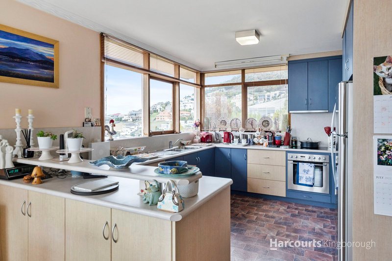 Photo - 19 Ascot Avenue, Sandy Bay TAS 7005 - Image 11