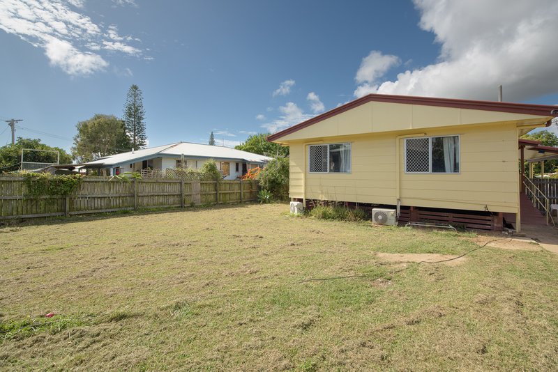 Photo - 19 Aspland Street, Clinton QLD 4680 - Image 10