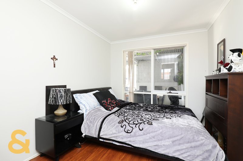 Photo - 19 Aster Close, Meadow Heights VIC 3048 - Image 5