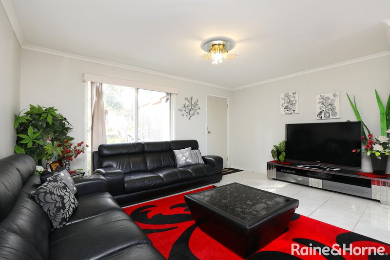 Photo - 19 Aster Close, Meadow Heights VIC 3048 - Image 2