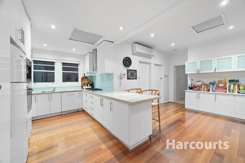 Photo - 19 Atkinson Street, Murrumbeena VIC 3163 - Image 4
