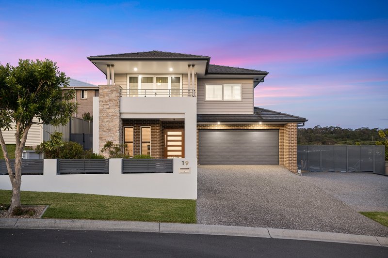 Photo - 19 Augusta Parkway, Shell Cove NSW 2529 - Image 1