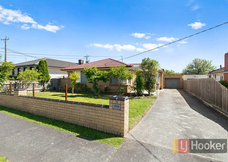 19 Avondale Road, Springvale VIC 3171