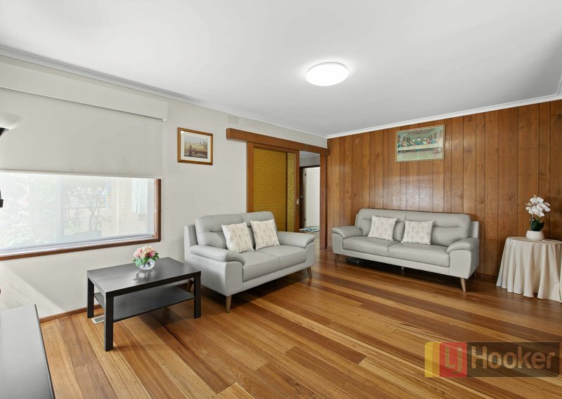 Photo - 19 Avondale Road, Springvale VIC 3171 - Image 2