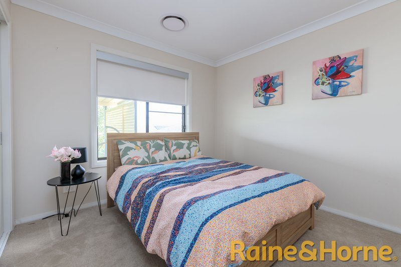 Photo - 19 Azure Avenue, Dubbo NSW 2830 - Image 9