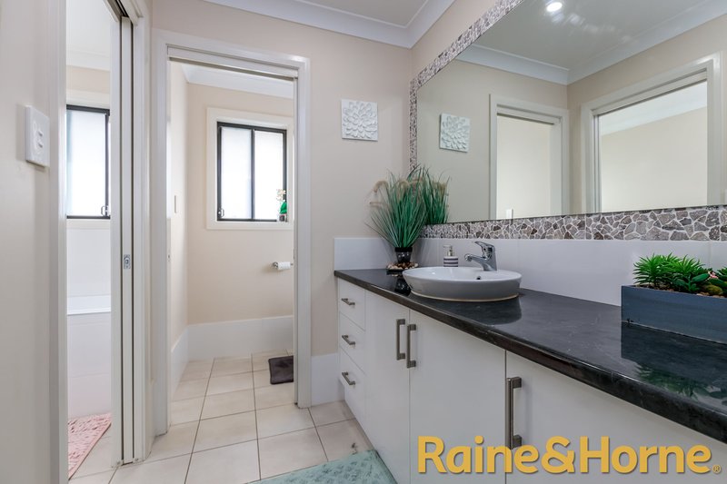 Photo - 19 Azure Avenue, Dubbo NSW 2830 - Image 12