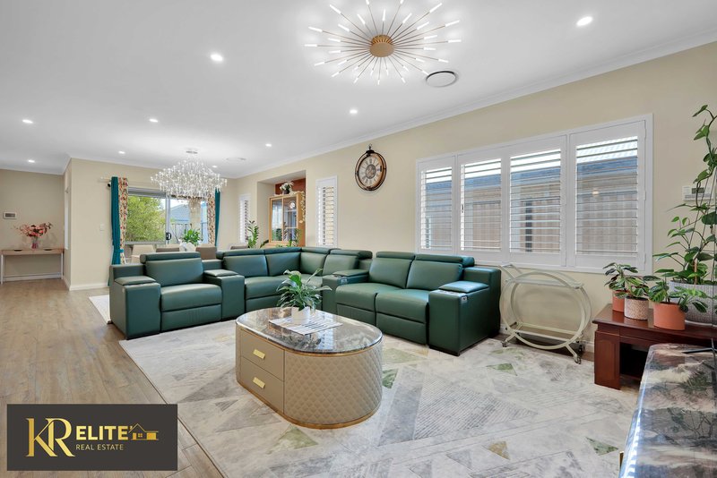Photo - 19 Babiana Link, Piara Waters WA 6112 - Image 13
