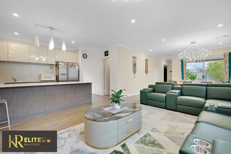 Photo - 19 Babiana Link, Piara Waters WA 6112 - Image 14