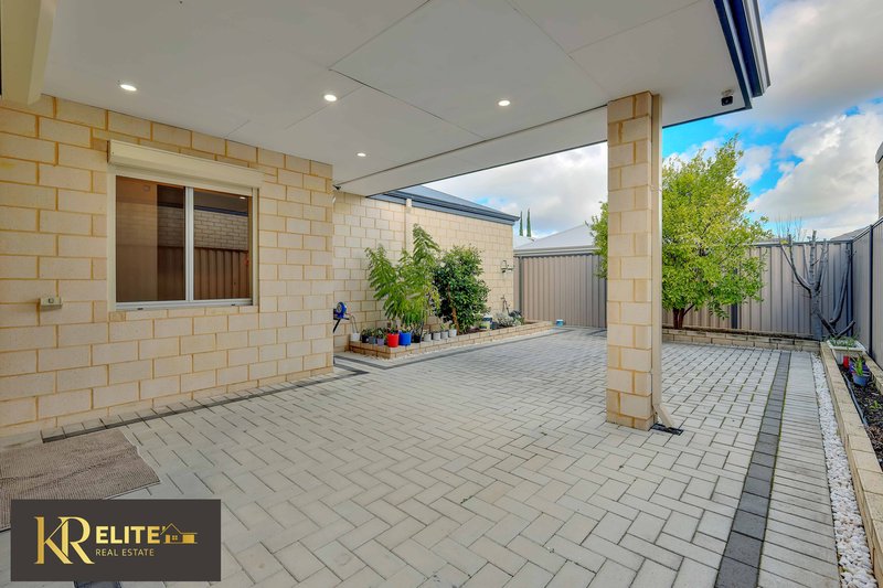 Photo - 19 Babiana Link, Piara Waters WA 6112 - Image 28