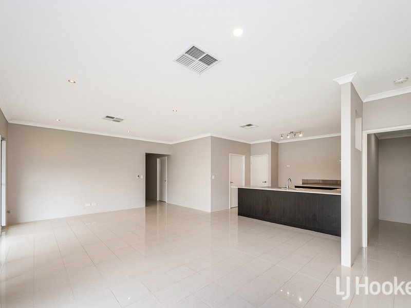 Photo - 19 Banjong Street, Martin WA 6110 - Image 8