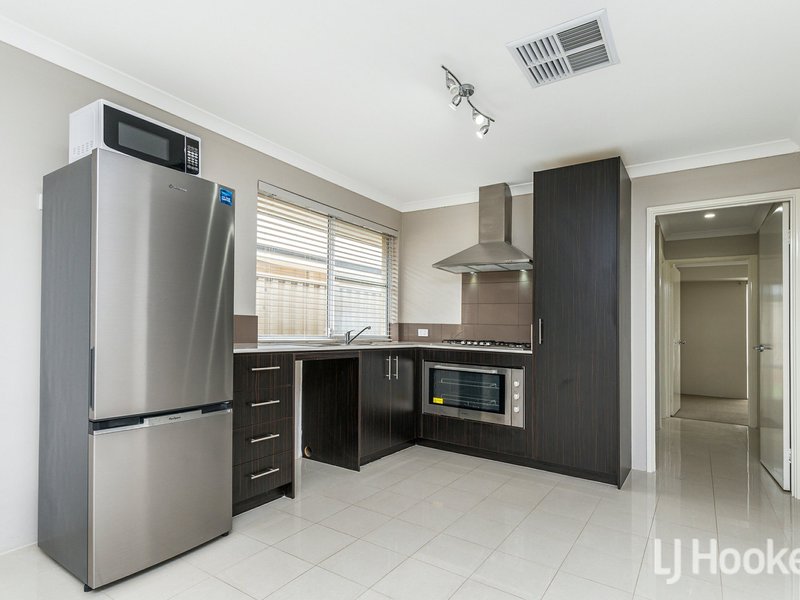 Photo - 19 Banjong Street, Martin WA 6110 - Image 21