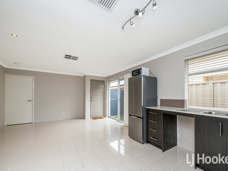 Photo - 19 Banjong Street, Martin WA 6110 - Image 22