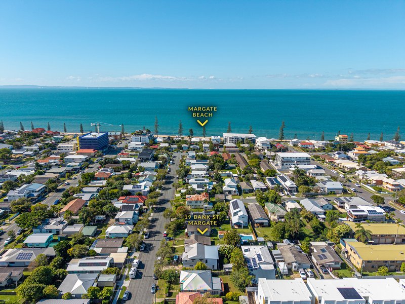 Photo - 19 Bank Street, Margate QLD 4019 - Image 2