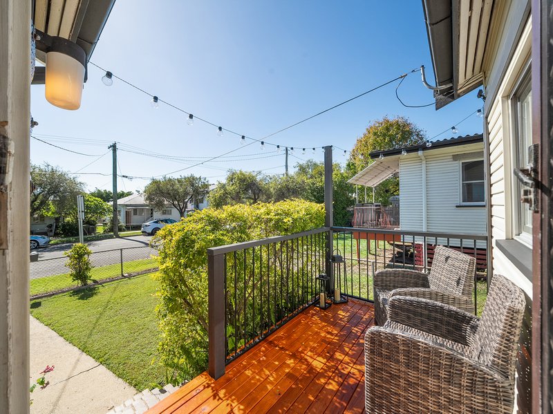 Photo - 19 Bank Street, Margate QLD 4019 - Image 3