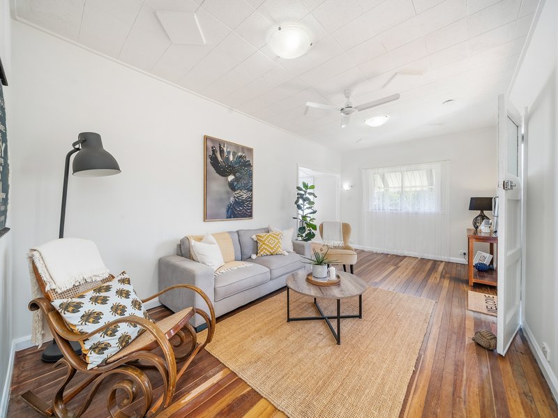 Photo - 19 Bank Street, Margate QLD 4019 - Image 8