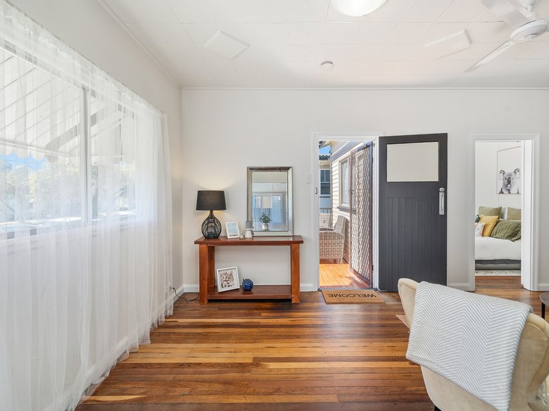Photo - 19 Bank Street, Margate QLD 4019 - Image 14