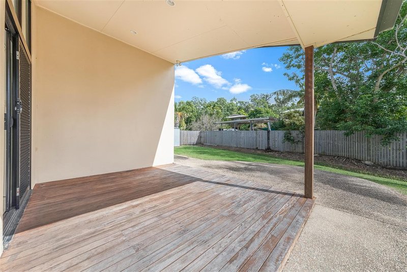 Photo - 19 Banksia Court, Cannonvale QLD 4802 - Image 12