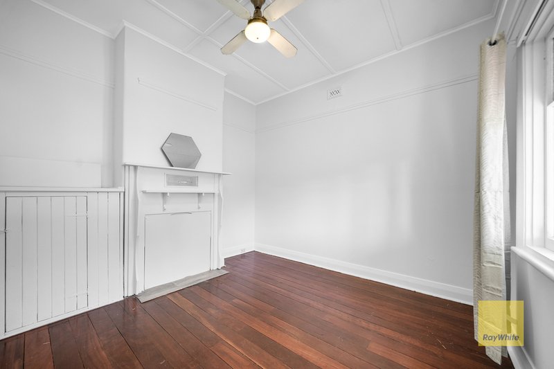 Photo - 19 Banksia Terrace, South Perth WA 6151 - Image 3