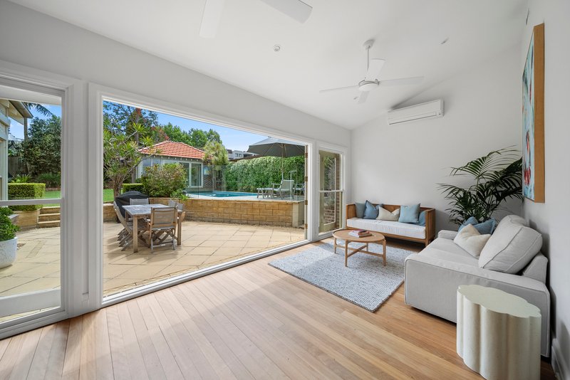 Photo - 19 Baringa Road, Northbridge NSW 2063 - Image 3