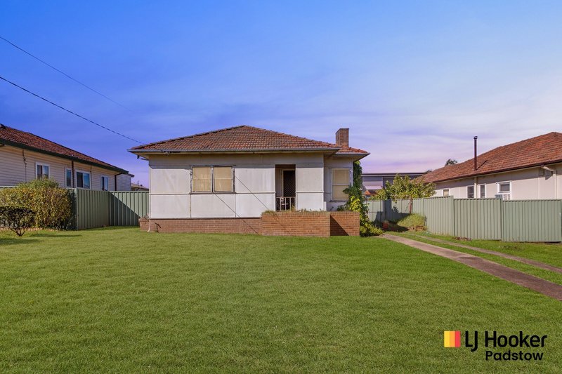 19 Barkl Avenue, Padstow NSW 2211