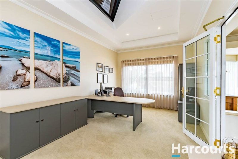 Photo - 19 Baruna Court, Halls Head WA 6210 - Image 14