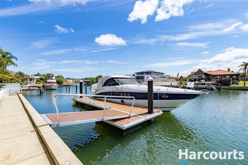 Photo - 19 Baruna Court, Halls Head WA 6210 - Image 18