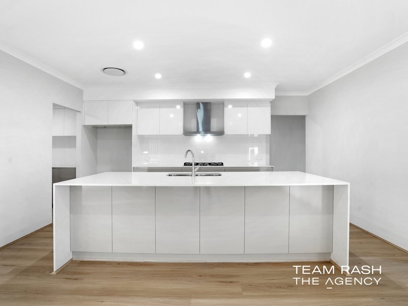 Photo - 19 Basilio Avenue, Landsdale WA 6065 - Image 9
