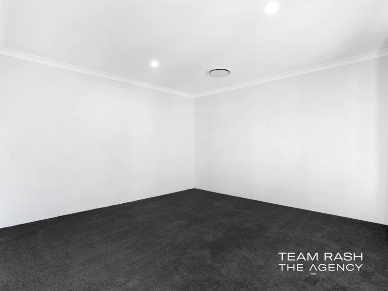 Photo - 19 Basilio Avenue, Landsdale WA 6065 - Image 11