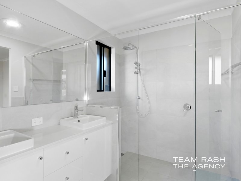 Photo - 19 Basilio Avenue, Landsdale WA 6065 - Image 14