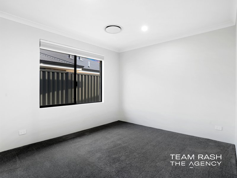 Photo - 19 Basilio Avenue, Landsdale WA 6065 - Image 17