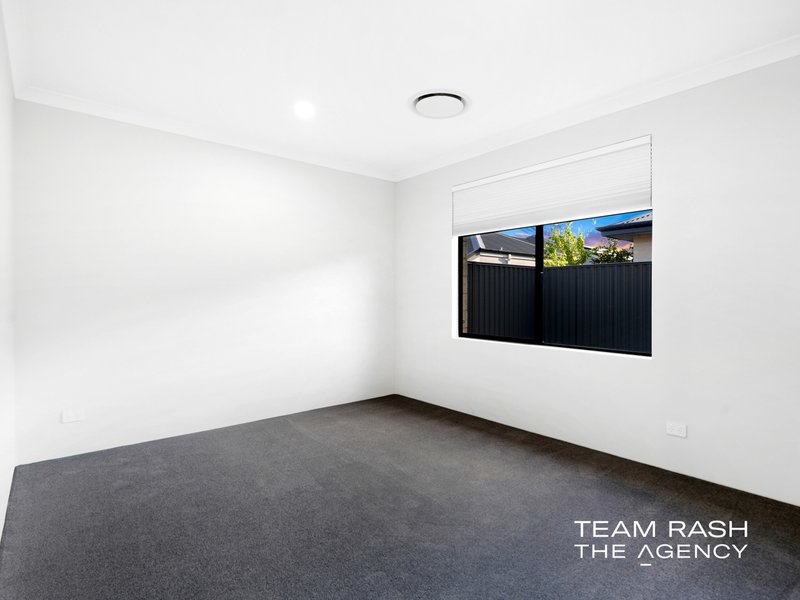 Photo - 19 Basilio Avenue, Landsdale WA 6065 - Image 18