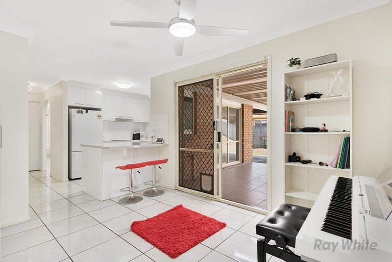 Photo - 19 Basking Street, Runcorn QLD 4113 - Image 4