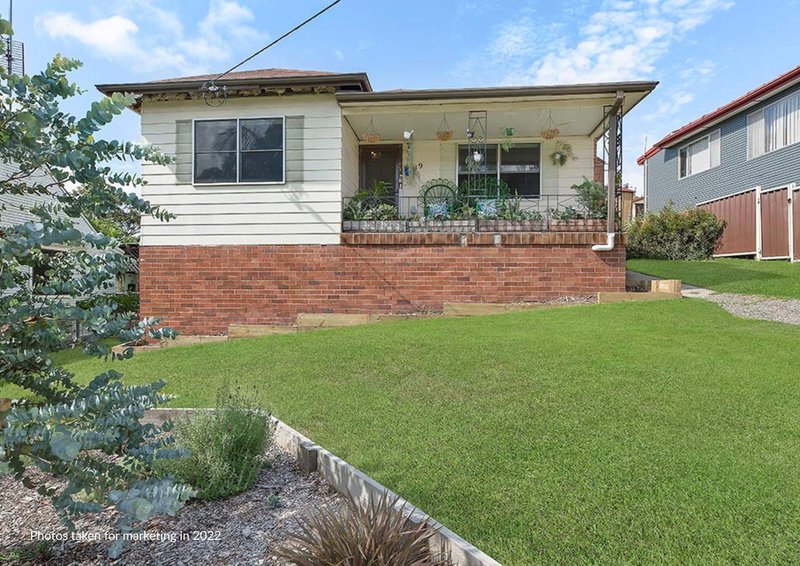 Photo - 19 Bay Road, Fennell Bay NSW 2283 - Image 11