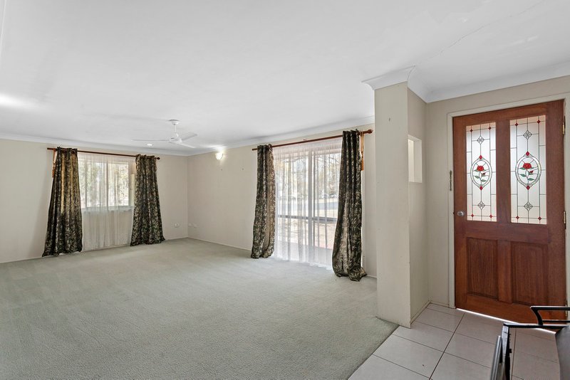 Photo - 19 Bayley Street, Pittsworth QLD 4356 - Image 13